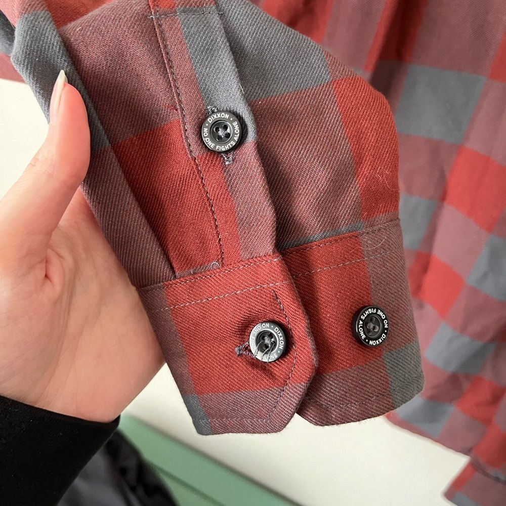 Dixxon B Strong Andar Women’s Plaid Button Up Shirt Flannel Size Medium - Picture 5 of 8